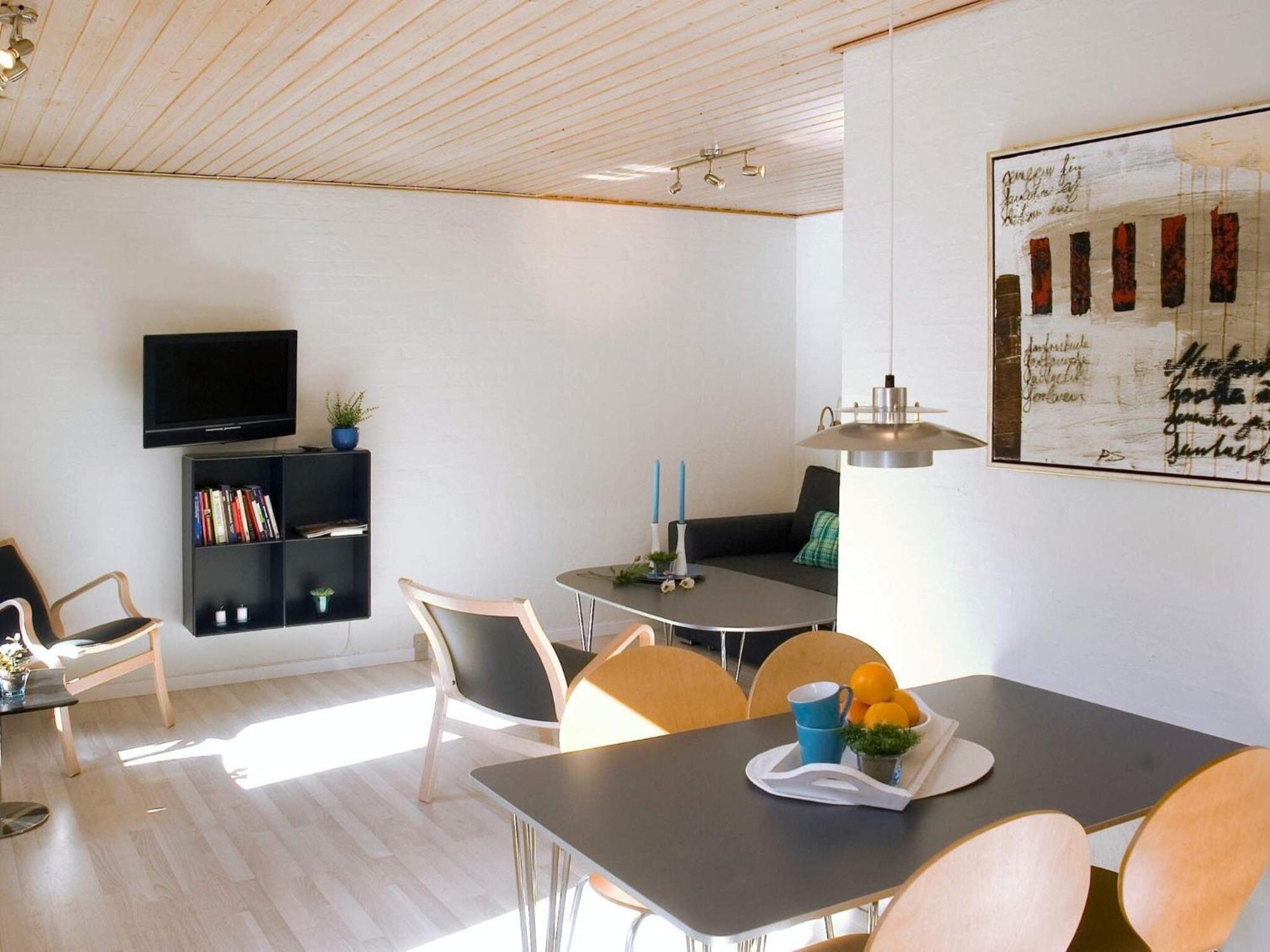 6 Person Holiday Home In Allinge Экстерьер фото